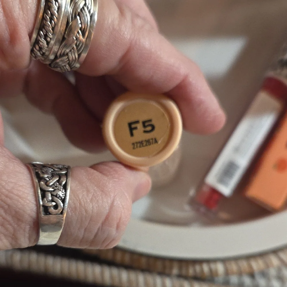 14 piece Makeup Revolution Foundation and Skincare Set - Picture 3 of 12